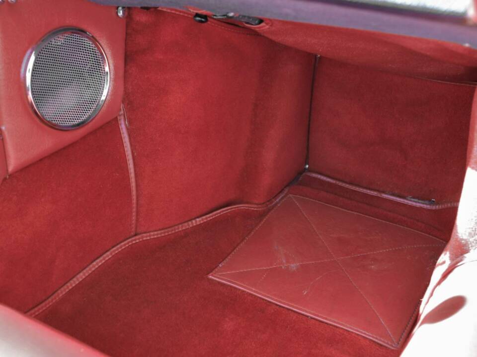 Image 21/50 de Jaguar E-Type 3.8 Flat Floor (1961)