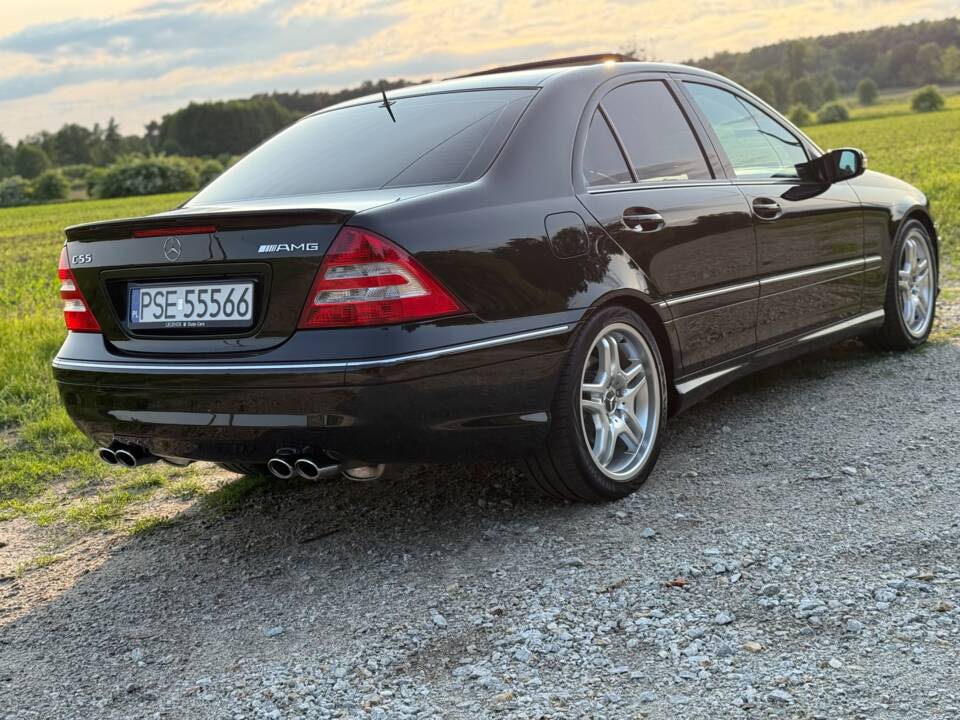 Bild 4/38 von Mercedes-Benz C 55 AMG (2004)