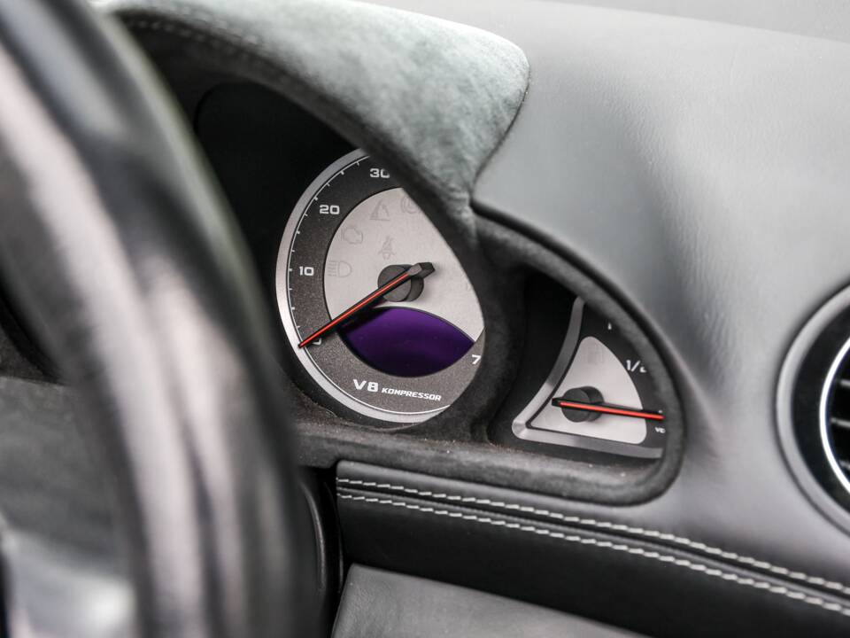 Afbeelding 33/40 van Mercedes-Benz SL 55 AMG (2003)