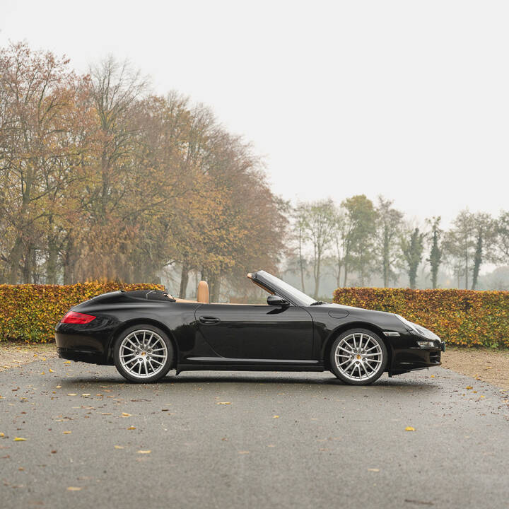 Afbeelding 25/96 van Porsche 911 Carrera 4 (2006)