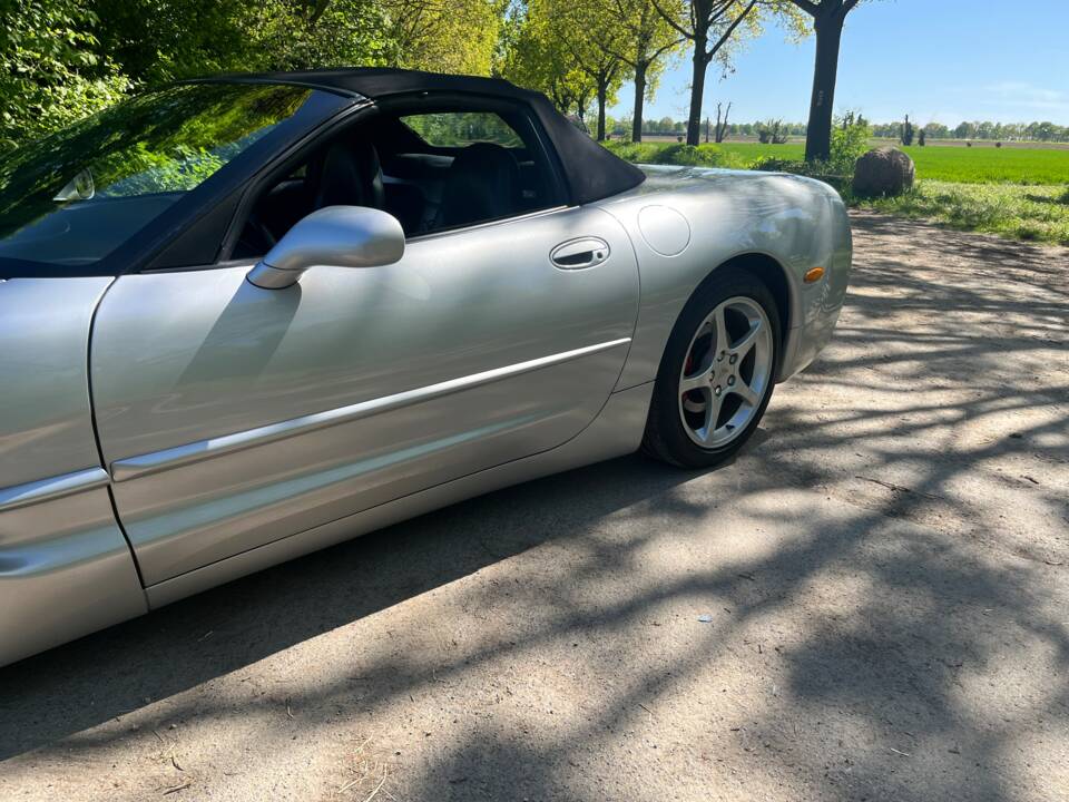 Image 43/50 of Chevrolet Corvette (2001)