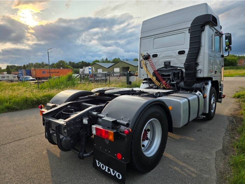 Bild 4/12 von Volvo F16 (1993)