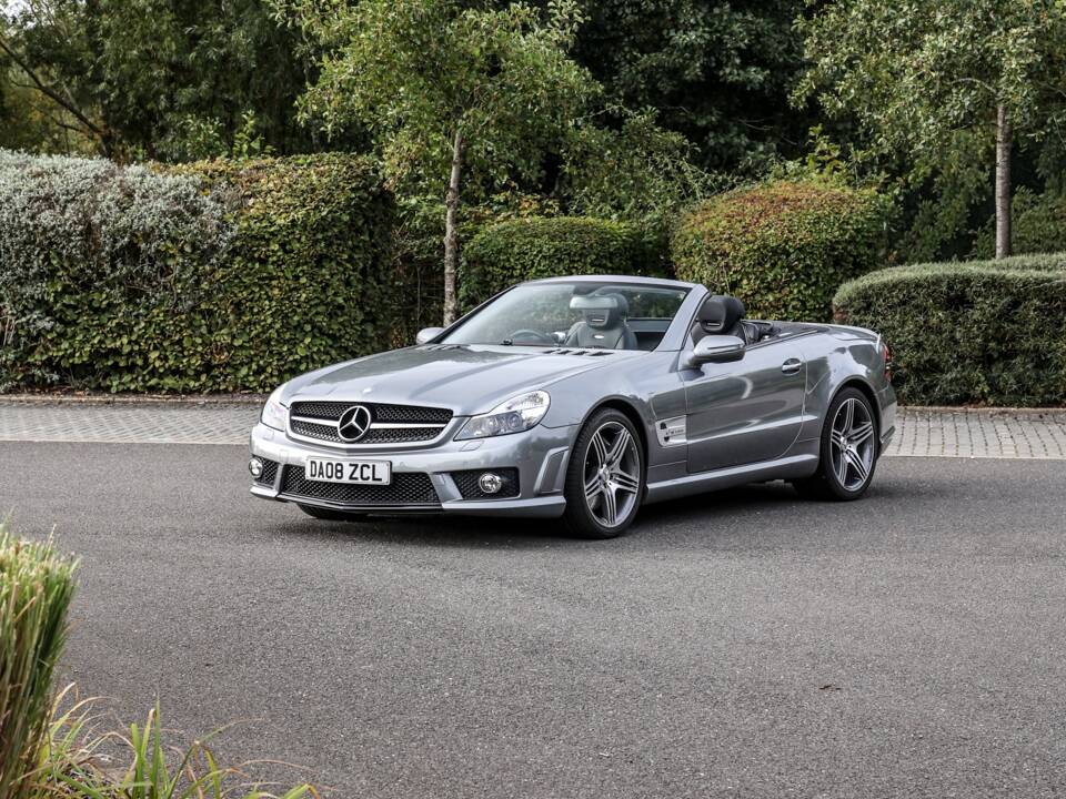 Afbeelding 32/47 van Mercedes-Benz SL 63 AMG (2008)