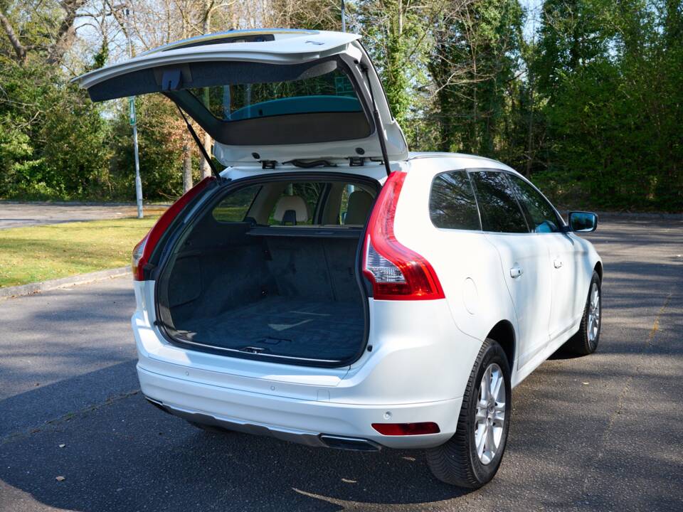 Image 31/50 of Volvo XC60 T5 (2013)