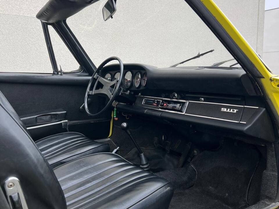 Image 15/46 of Porsche 911 2.2 T (1969)
