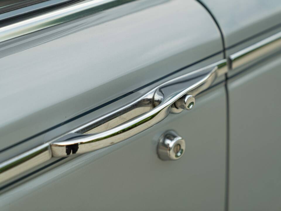 Image 23/50 of Rolls-Royce Silver Wraith II (1979)
