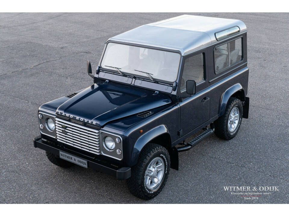 Image 13/25 de Land Rover Defender 90 (1996)