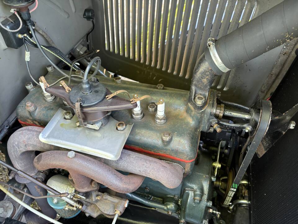 Image 17/28 of Ford Model A Tudor Sedan (1931)