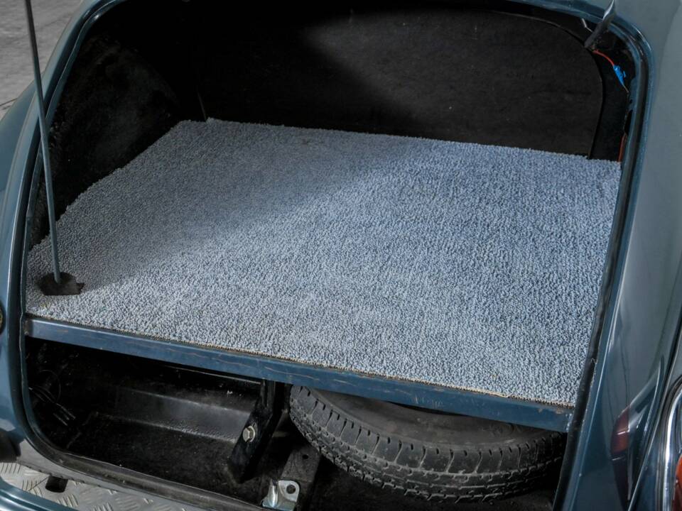 Image 38/50 of Morris Minor 1000 (1967)