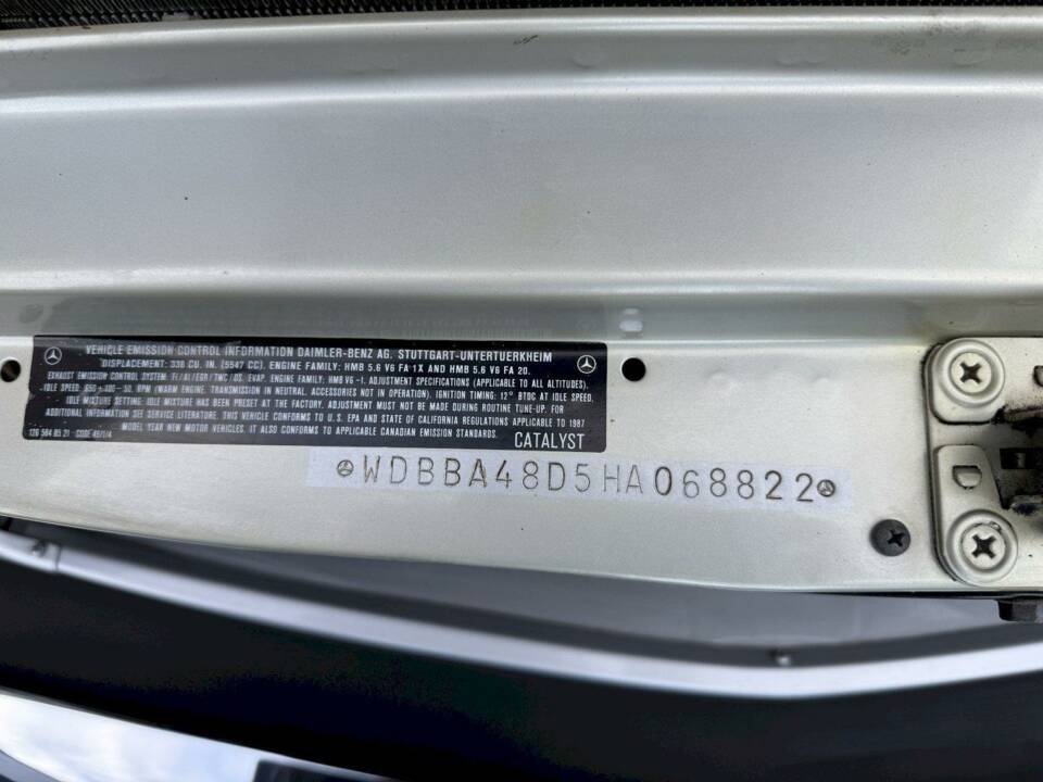 Image 30/36 de Mercedes-Benz 560 SL (1987)