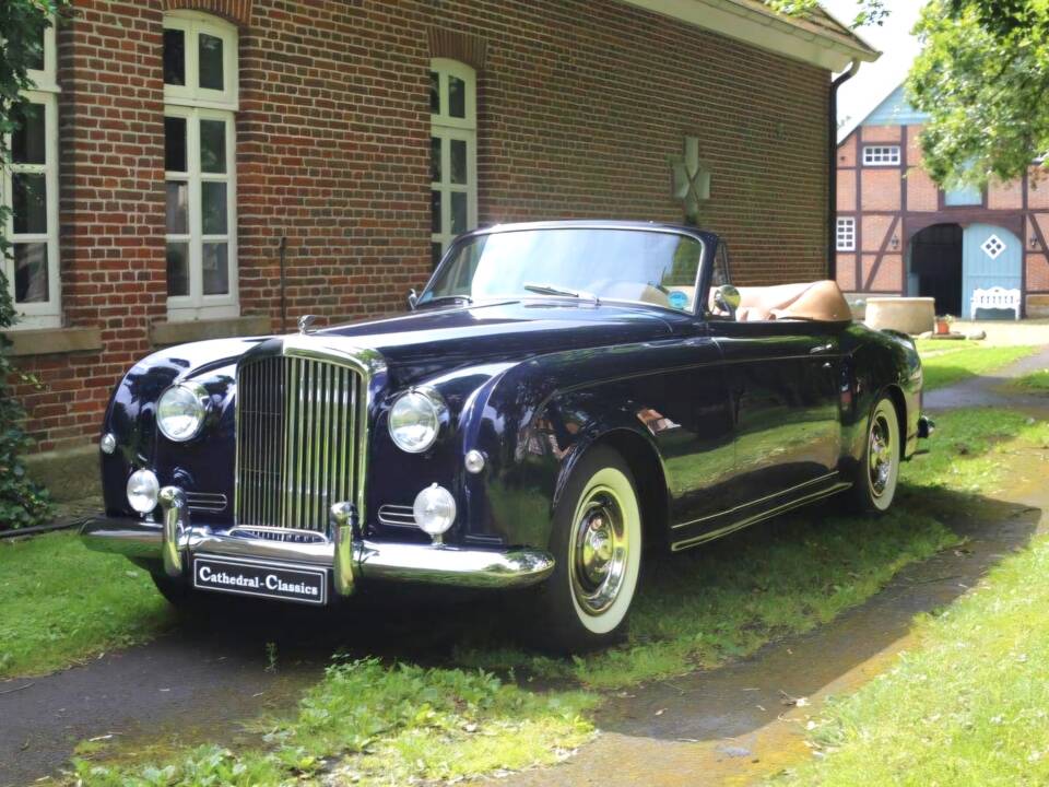 Imagen 19/47 de Bentley S1 DHC Park Ward (1956)