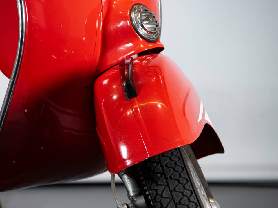 Image 33/50 of Piaggio DUMMY (1975)