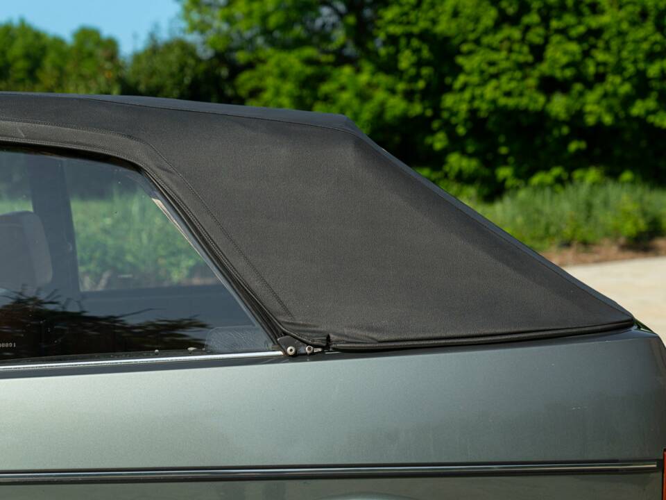 Image 24/50 of Volkswagen Golf I Cabrio GLi 1.8 (1983)