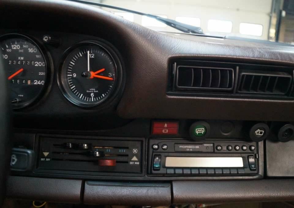 Image 50/50 of Porsche 911 SC 3.0 (1980)