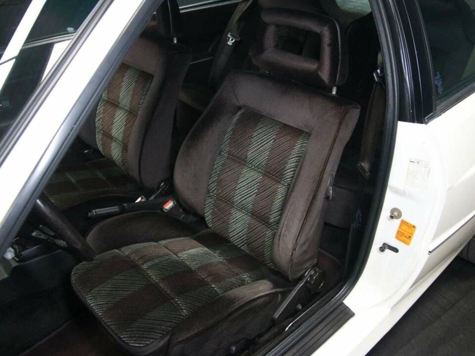 Afbeelding 13/49 van Audi quattro (1982)