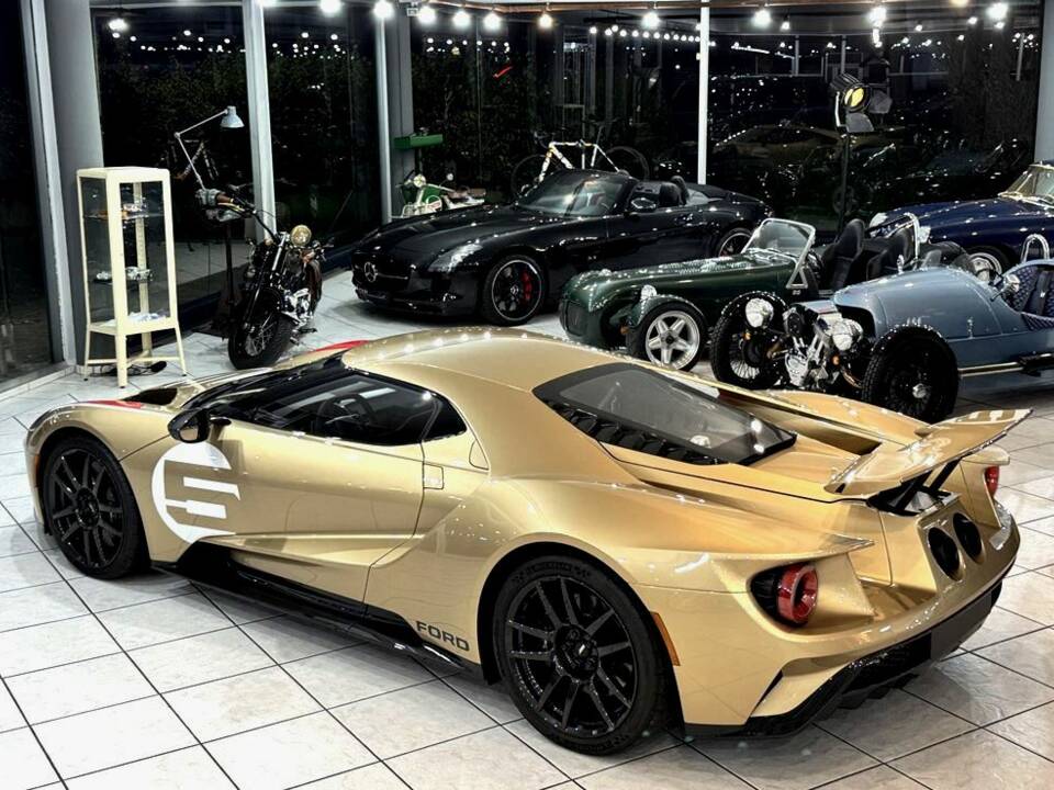 Image 6/6 of Ford GT (2022)