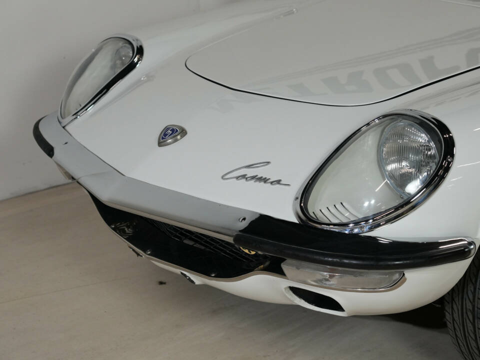 Image 2/32 of Mazda 110 S Cosmo Sport (1968)