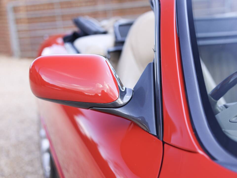 Image 29/50 de Jaguar XKR (2000)