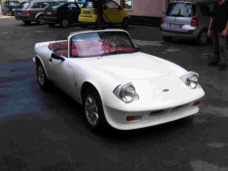Image 2/6 of Evante Mk I (1992)