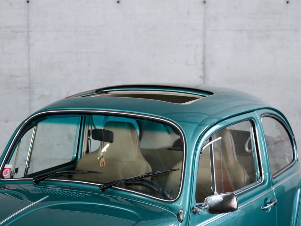 Bild 6/50 von Volkswagen Käfer 1300 (1973)