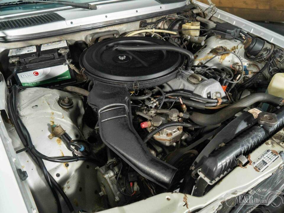 Image 5/19 of Mercedes-Benz 250 (1978)