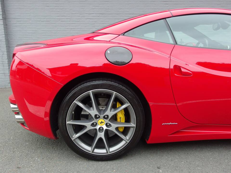 Immagine 18/98 di Ferrari California 30 (2013)
