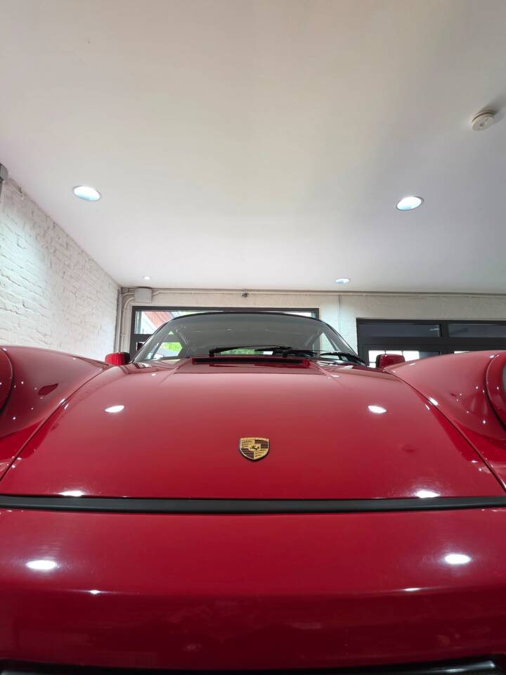 Bild 36/113 von Porsche 911 Carrera 2 (1991)