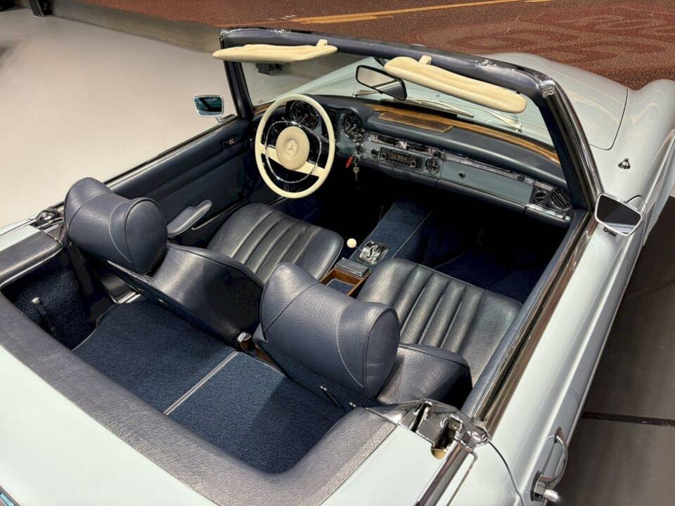 Bild 26/36 von Mercedes-Benz 280 SL (1969)