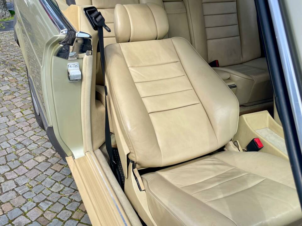 Bild 59/65 von Mercedes-Benz 380 SEC (1983)