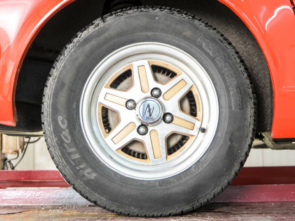 Image 47/50 of Datsun 240 Z (1974)