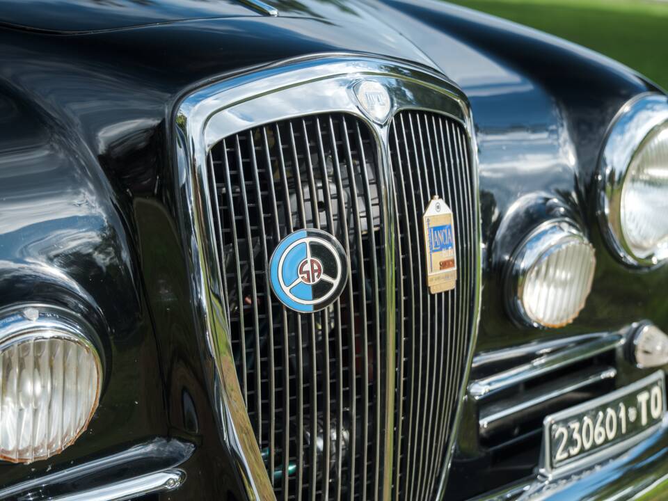 Image 6/97 of Lancia Aurelia B20 GT 2500 (1957)