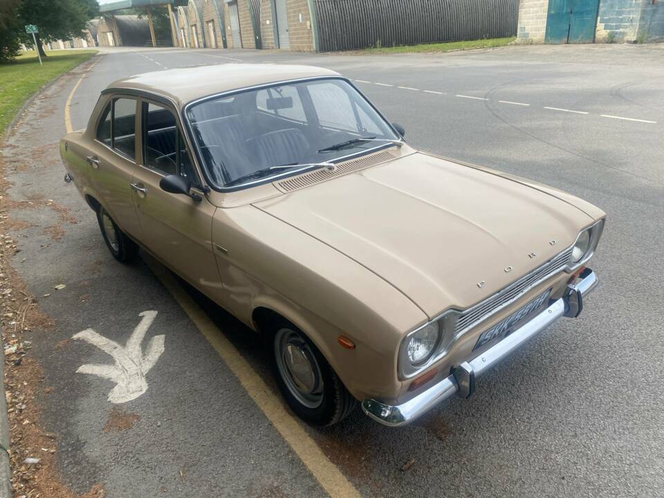 Afbeelding 3/98 van Ford Escort 940 DeLuxe (1970)