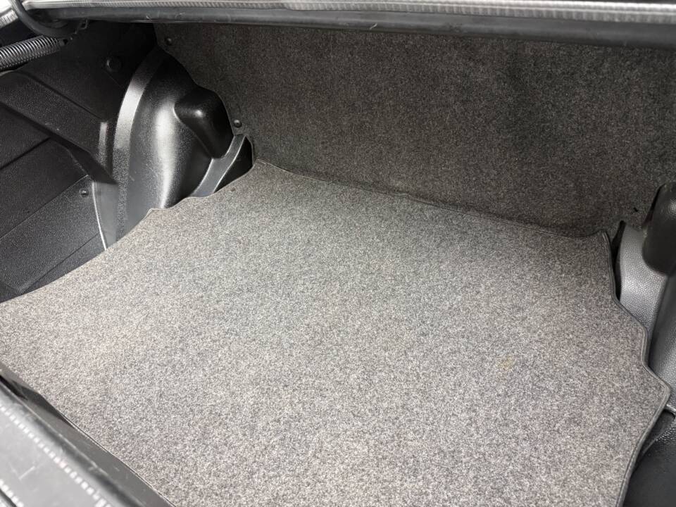 Image 21/21 of Mercedes-Benz 190 E 2.5-16 (1993)