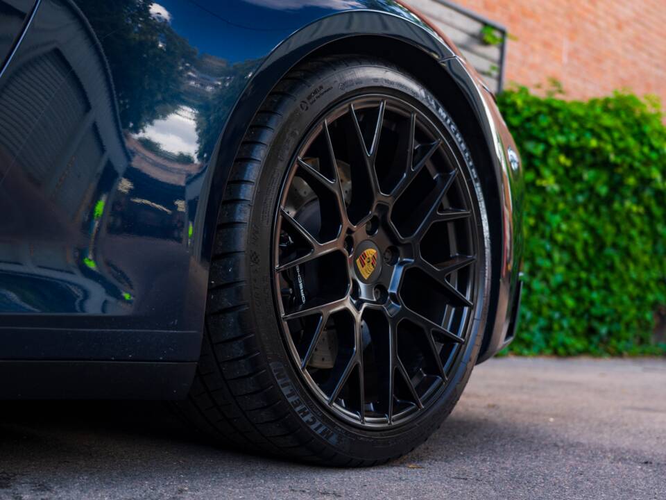 Afbeelding 5/70 van Porsche 911 Carrera GTS (2021)