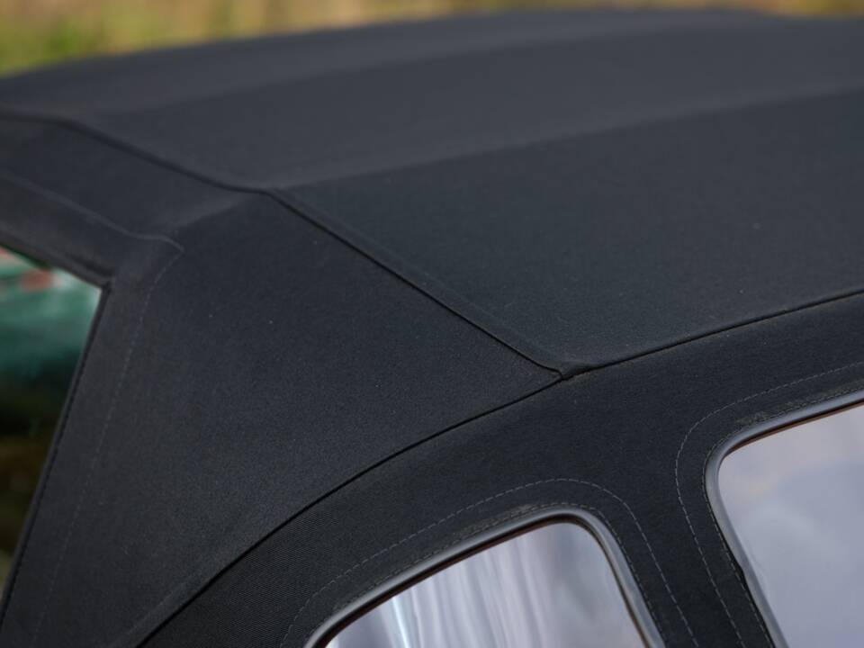 Image 17/50 of Mercedes-Benz 420 SL (1988)