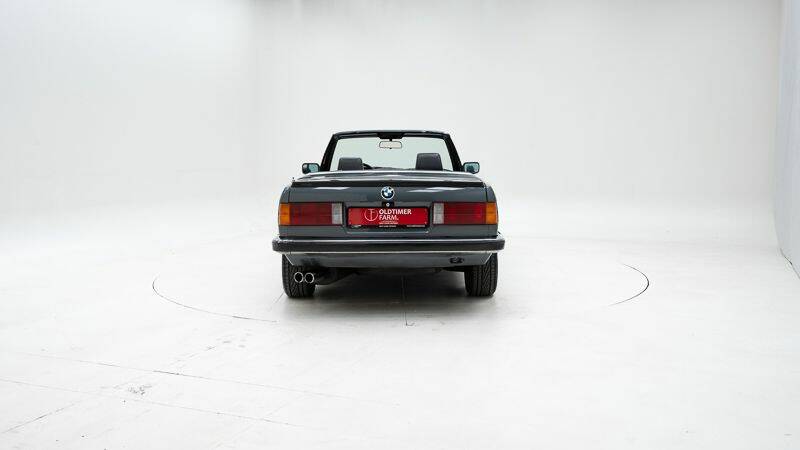 Afbeelding 7/15 van BMW 325i Baur TC (1988)
