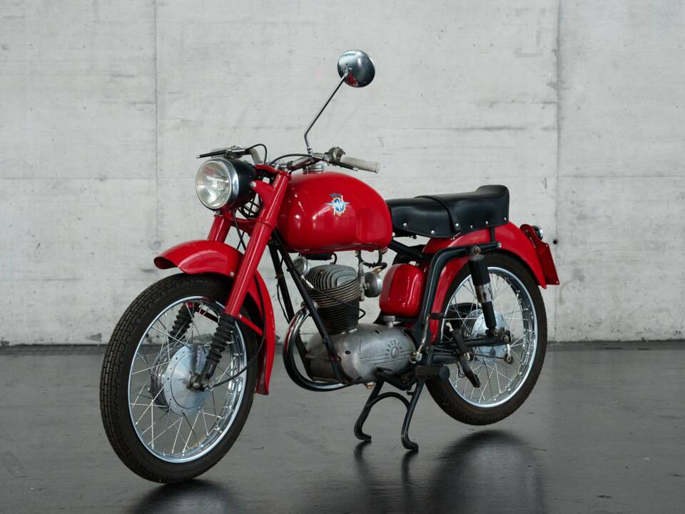 Image 2/28 of MV Agusta 125 TR (1958)