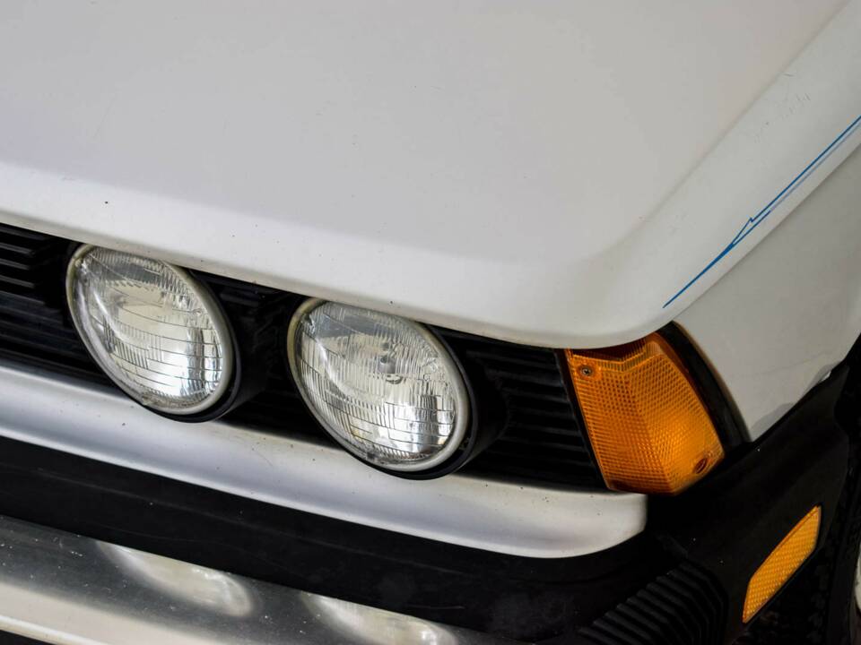 Image 47/50 of BMW 320i (1981)