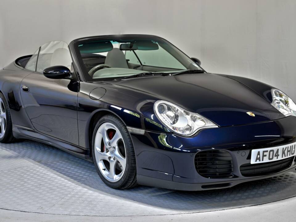 Bild 3/50 von Porsche 911 Carrera 4S (2004)