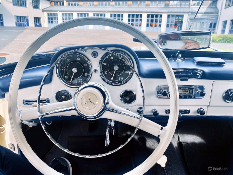 Image 8/21 of Mercedes-Benz 190 SL (1959)