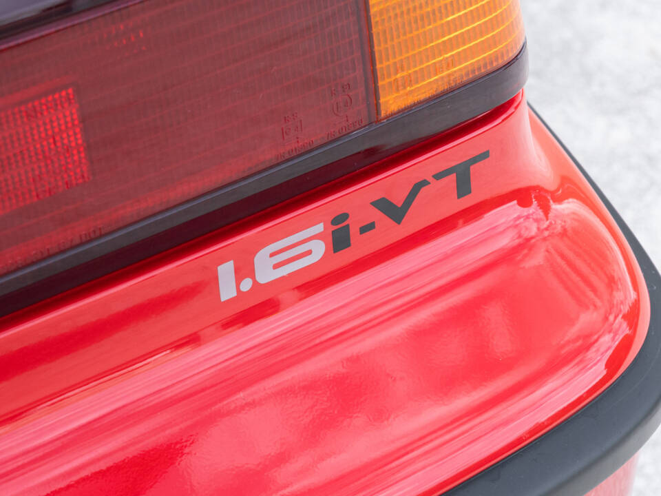 Image 26/80 of Honda CRX (1991)