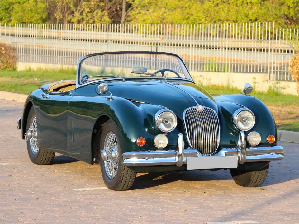 Image 4/15 of Jaguar XK 150 3.4 S OTS (1959)