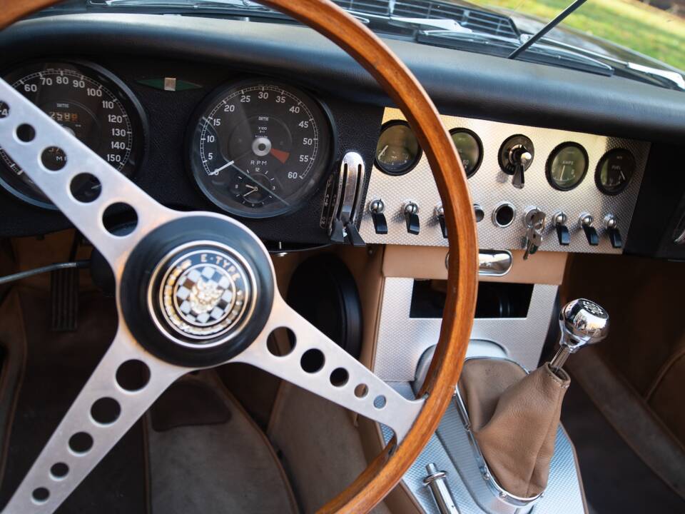 Bild 47/53 von Jaguar E-Type 3.8 (1962)