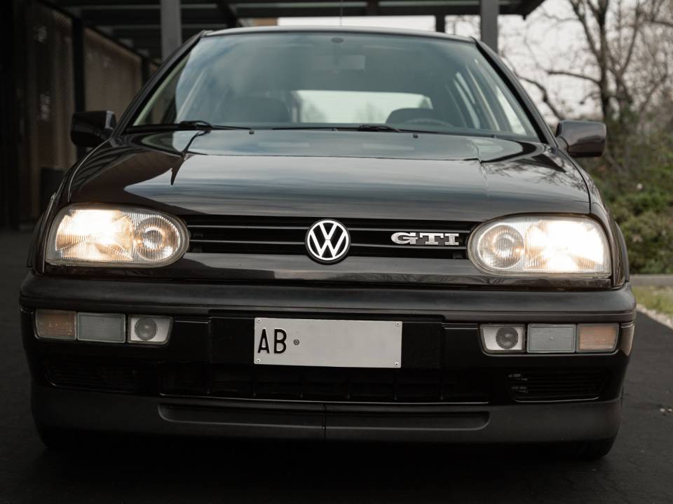 Image 8/29 of Volkswagen Golf III 2.0 16V GTI (1994)