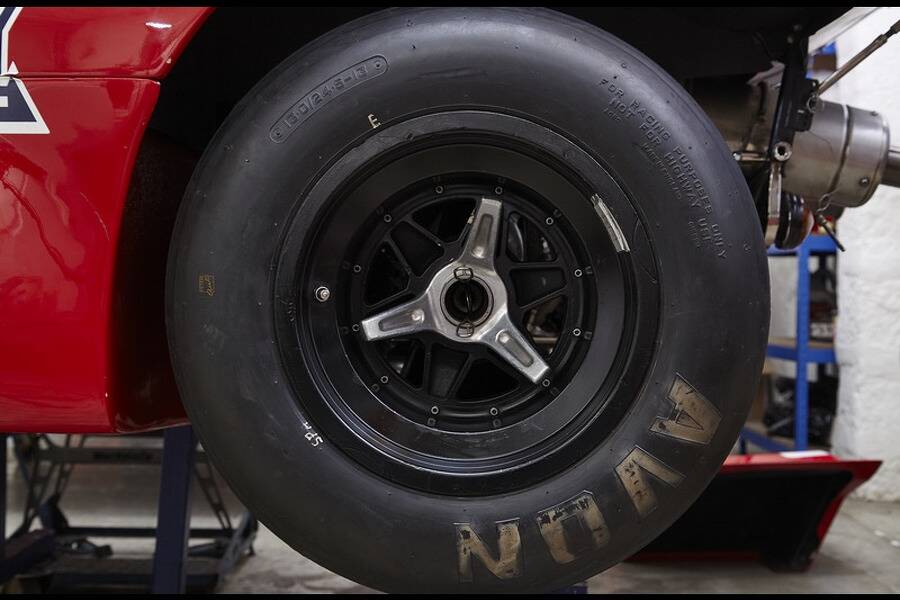 Image 21/39 of Lola T280 (1972)