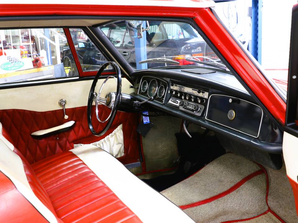 Image 12/28 of Borgward Isabella Hansa 1500 (1961)