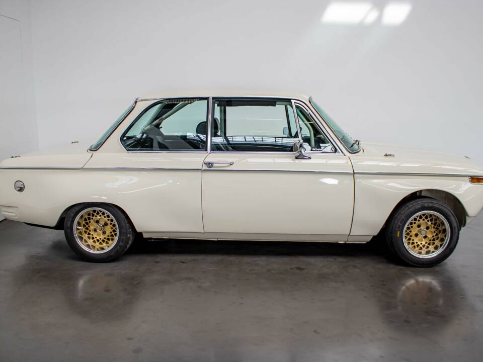 Immagine 7/32 di BMW 2002 tii (1971)