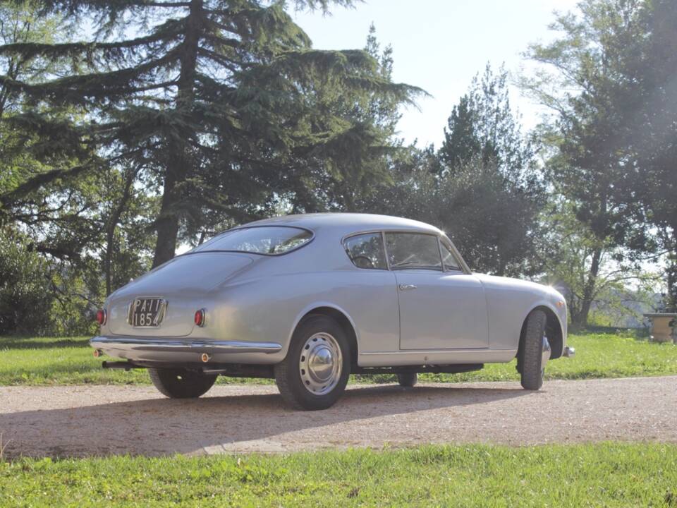 Image 9/50 of Lancia Aurelia B20 GT 2500 (1957)