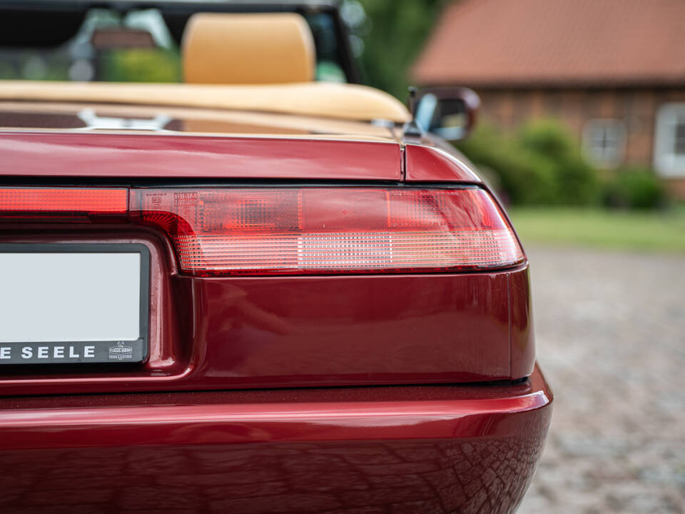Image 21/42 of Alfa Romeo 2.0 Spider (1990)