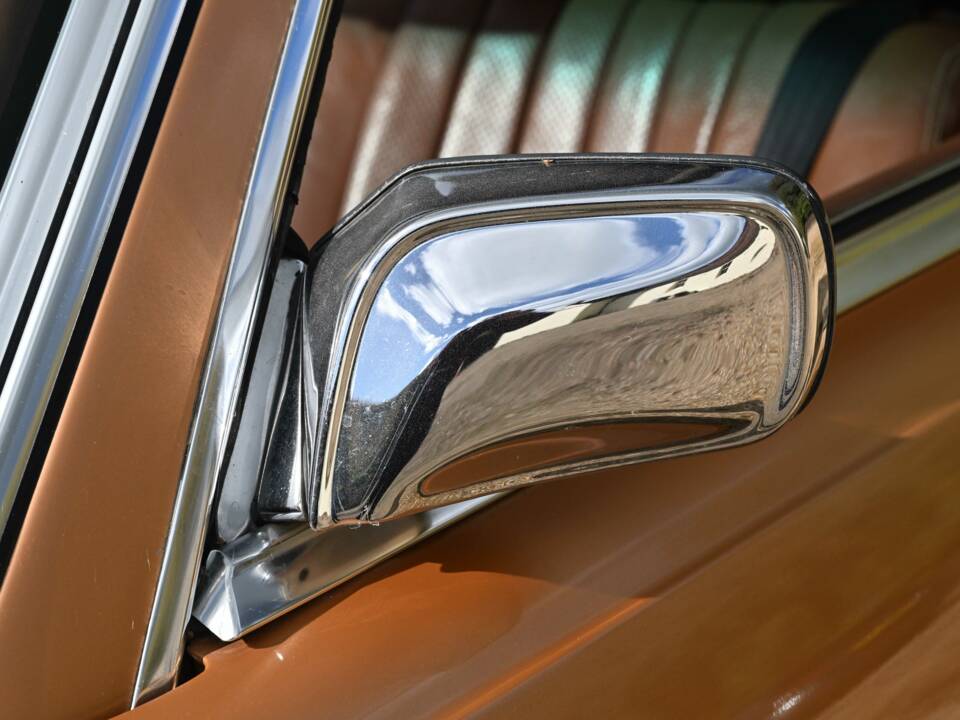 Bild 28/50 von Mercedes-Benz 350 SLC (1972)